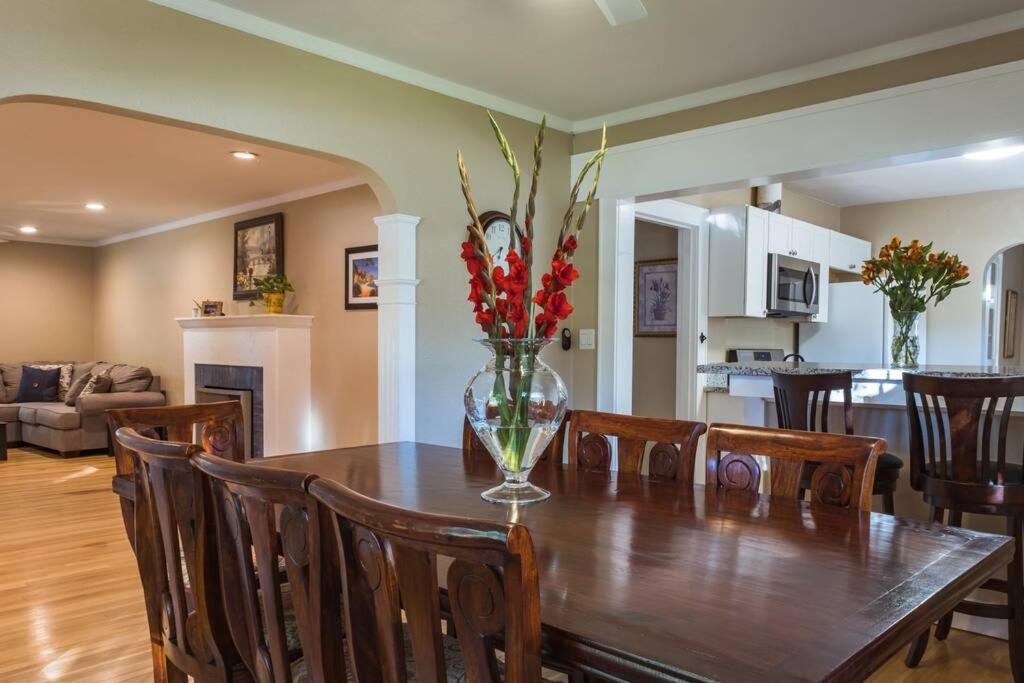 Lovely House Near Downtown, Home Away From Home! Chico Esterno foto